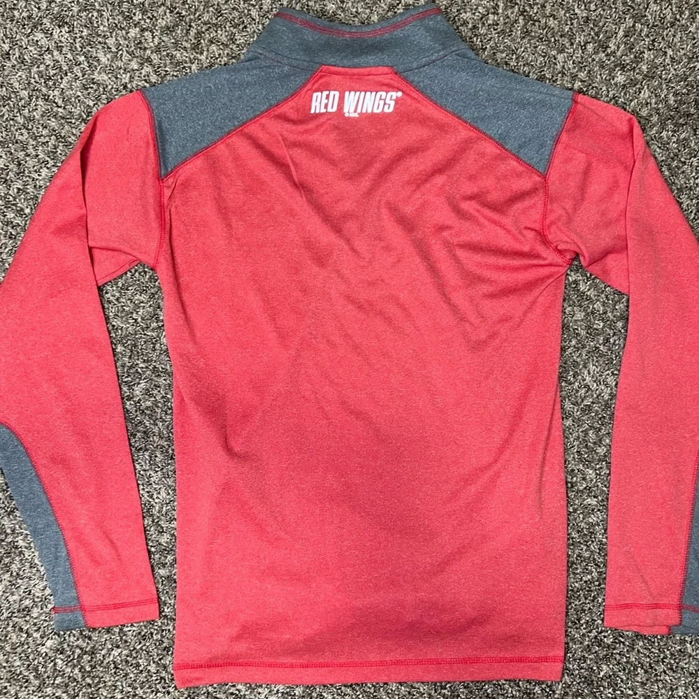 Red wings quarterzip pullover - Picture 2 of 4